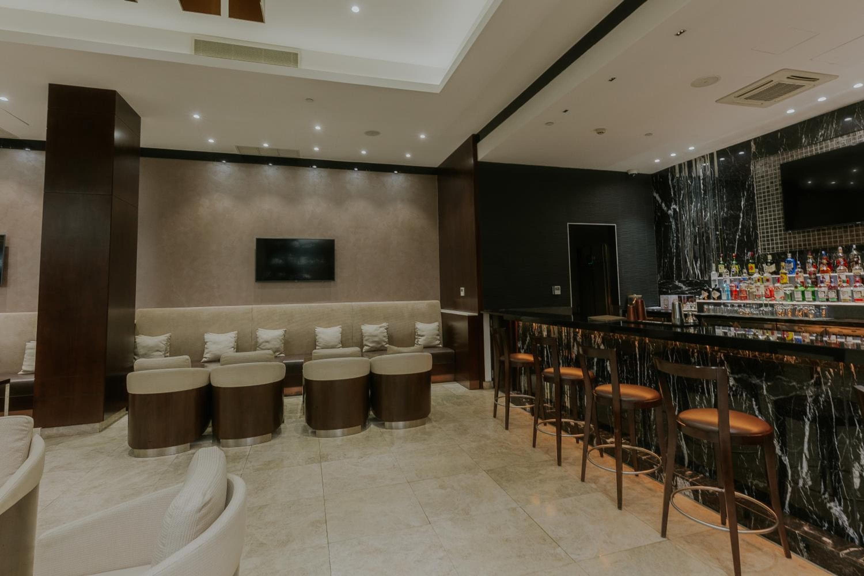 Crowne Plaza Nairobi Airport by IHG
