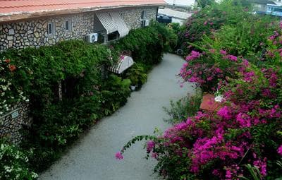 Sun Set Hotel